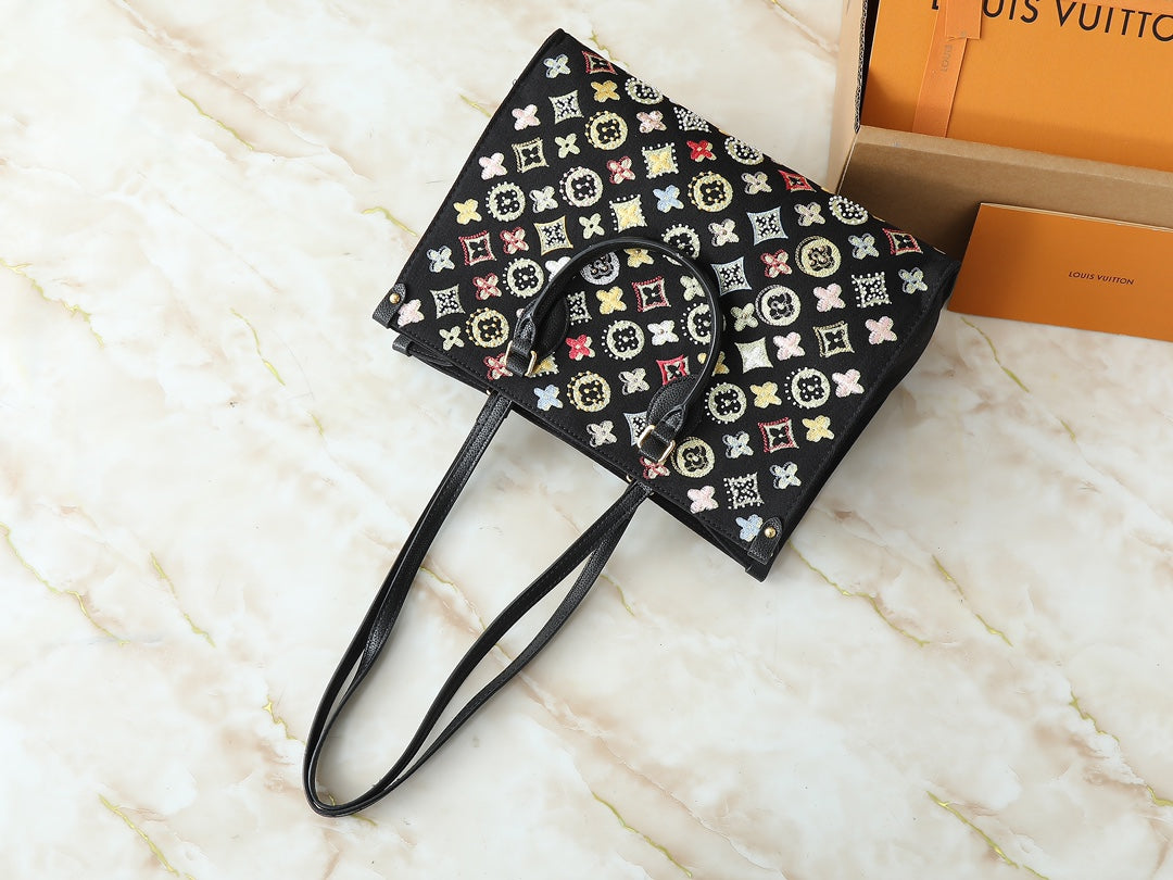 15RE22B Popular  genuine leather embroidered bag