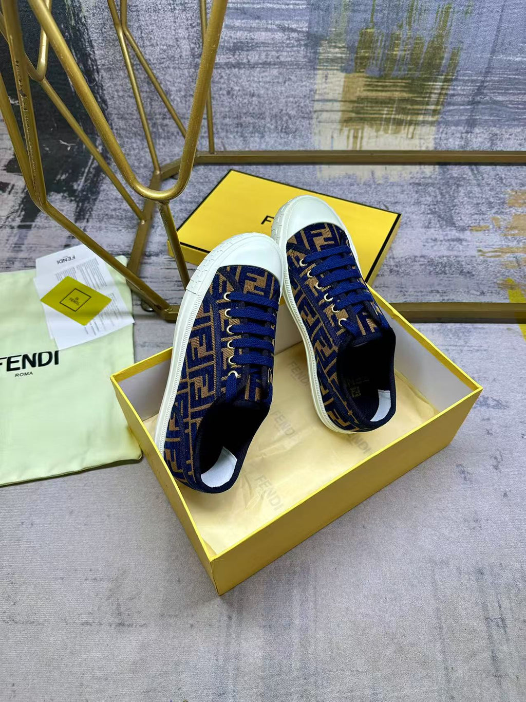 2105QF186Z Popular high-quality  shoes