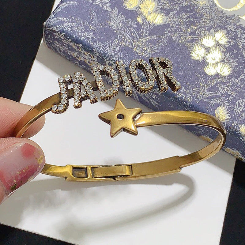 3D505K  Popular Bracelets