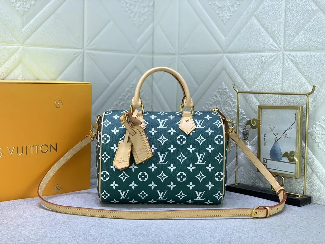 2XE268B Popular  leather bag 