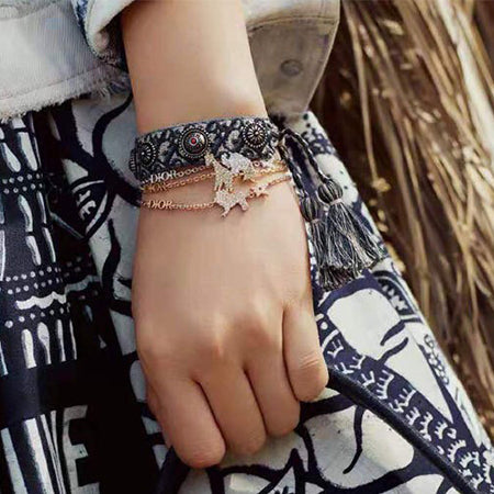 AD126K  Popular Bracelets