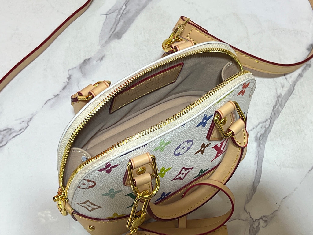 146PE104B Popular leather bag