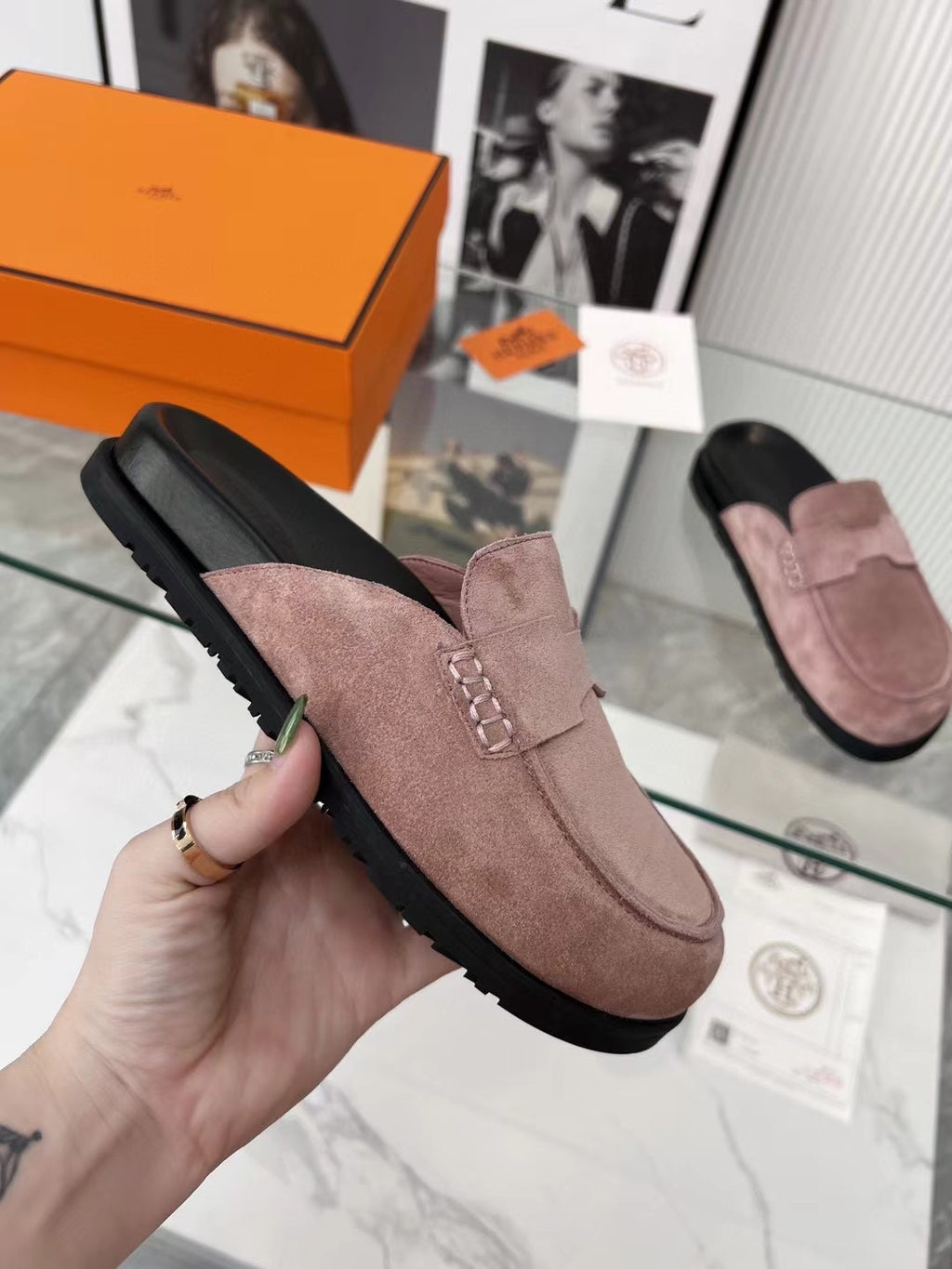 Z2P36H23 Popular high-quality leather Shoes