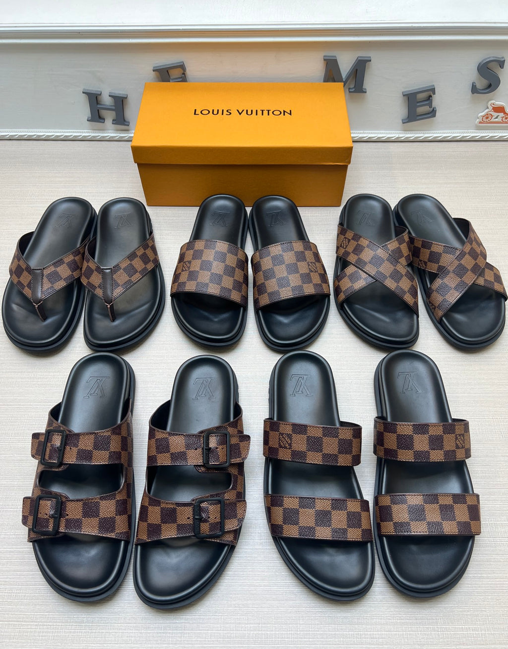 54E60Z Popular slippers