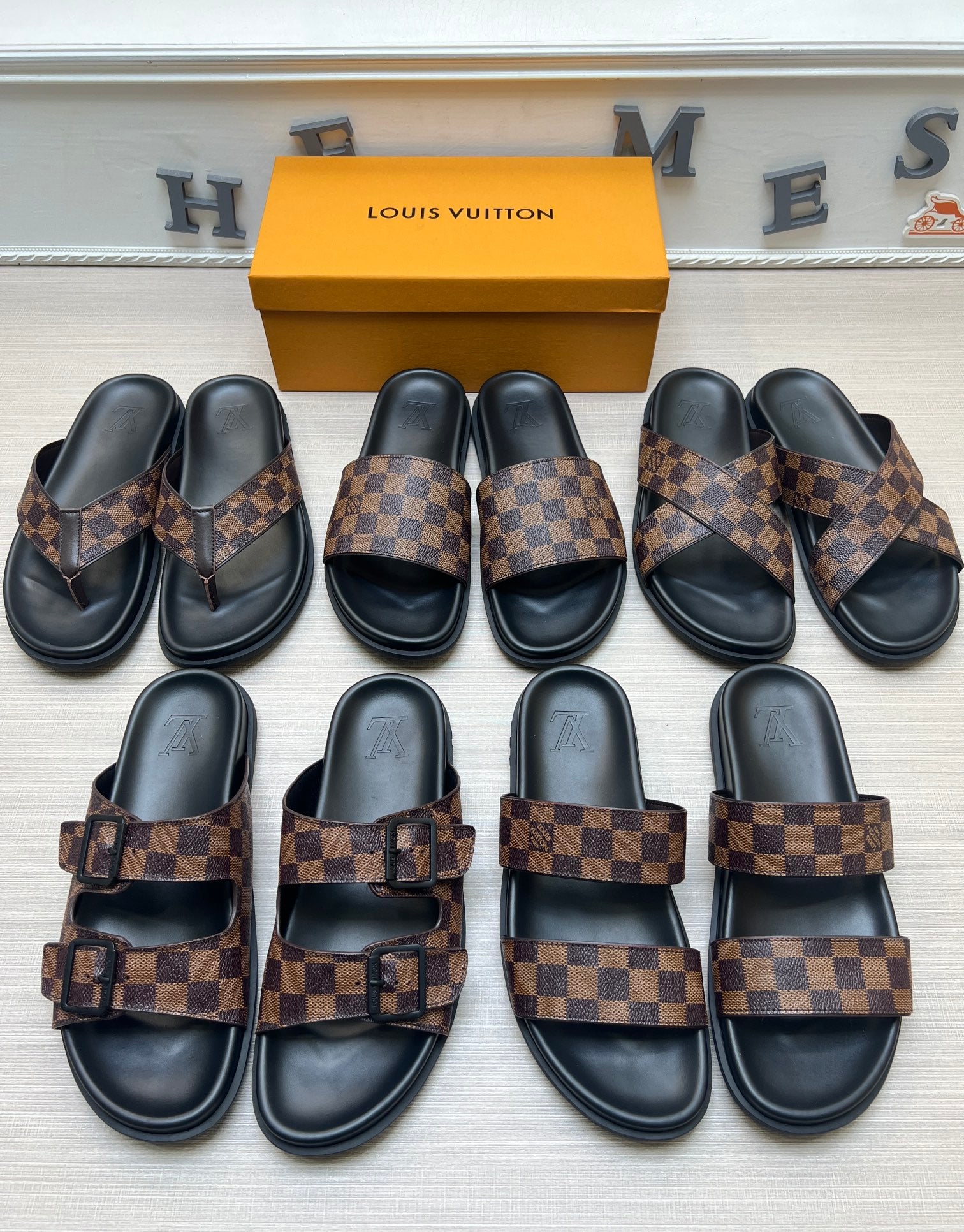54E60Z Popular slippers