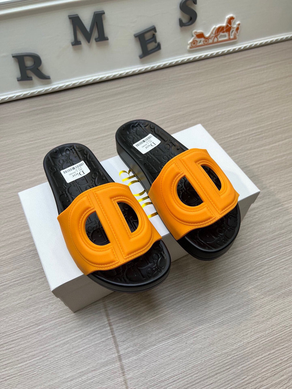 5LD213Z Popular Slippers