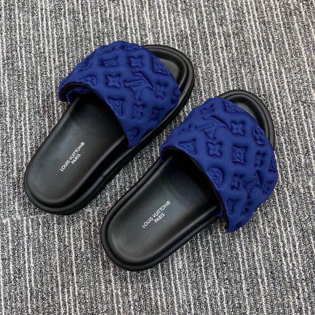 5QE13Z Popular Slippers