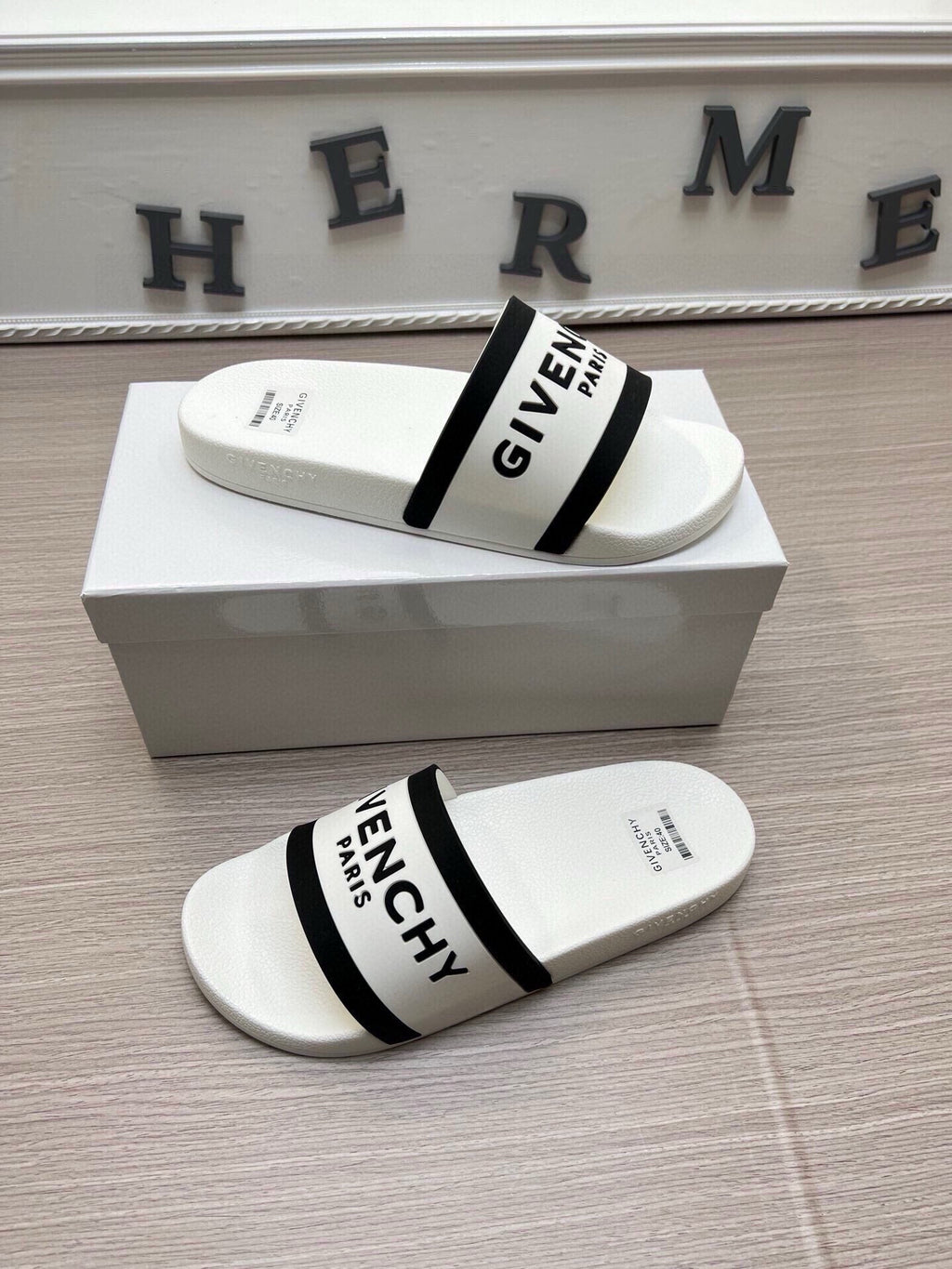 535ZGV264Z Popular Slippers