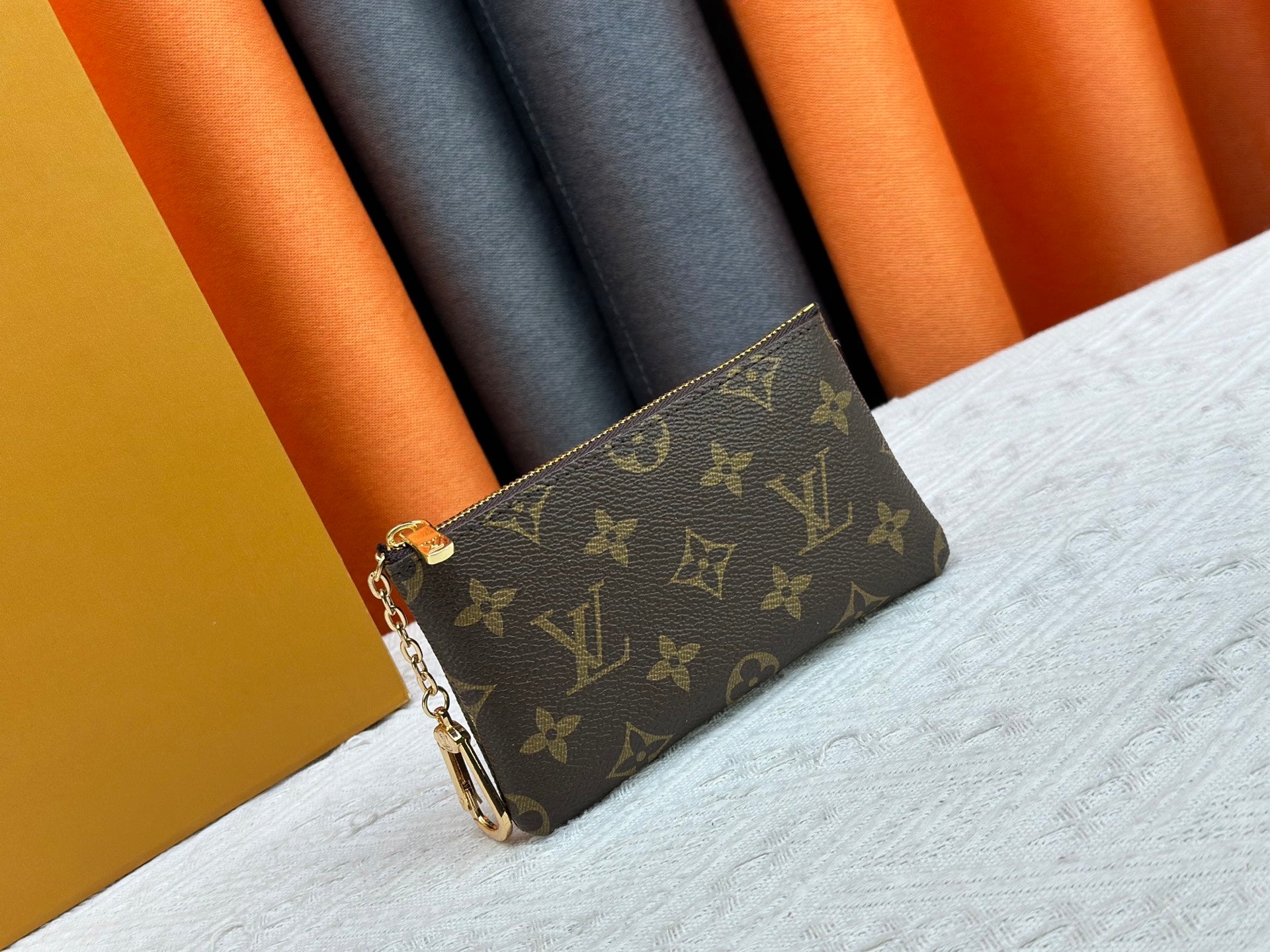 15RE91B  Popular   leather bag