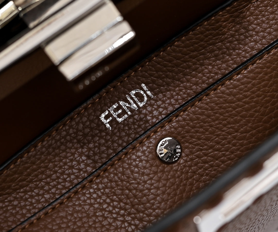 15RF136B Popular leather bag