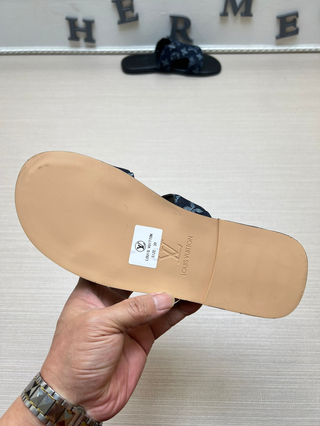 54E32Z Popular slippers