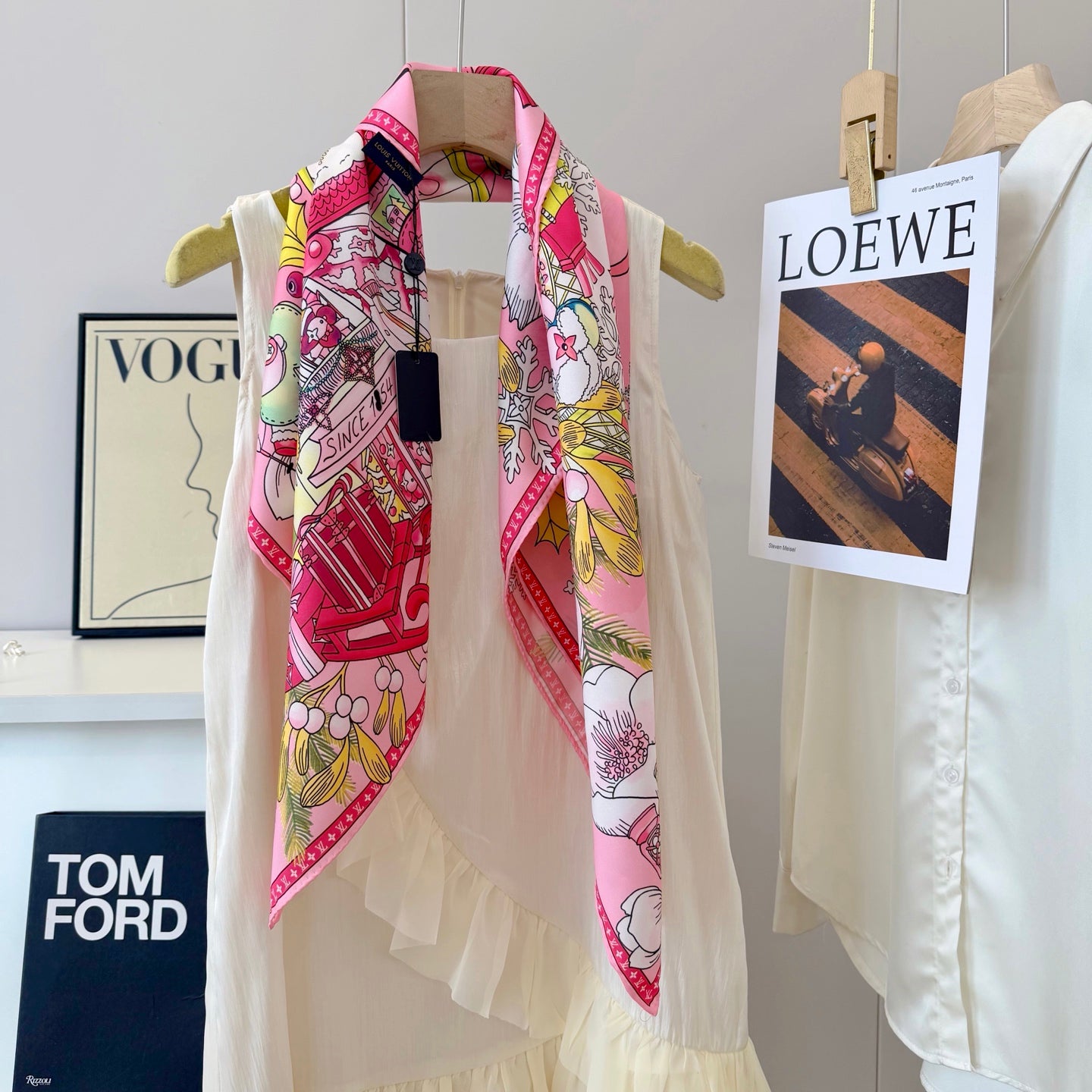 136NE6W Popular Silk Scarve