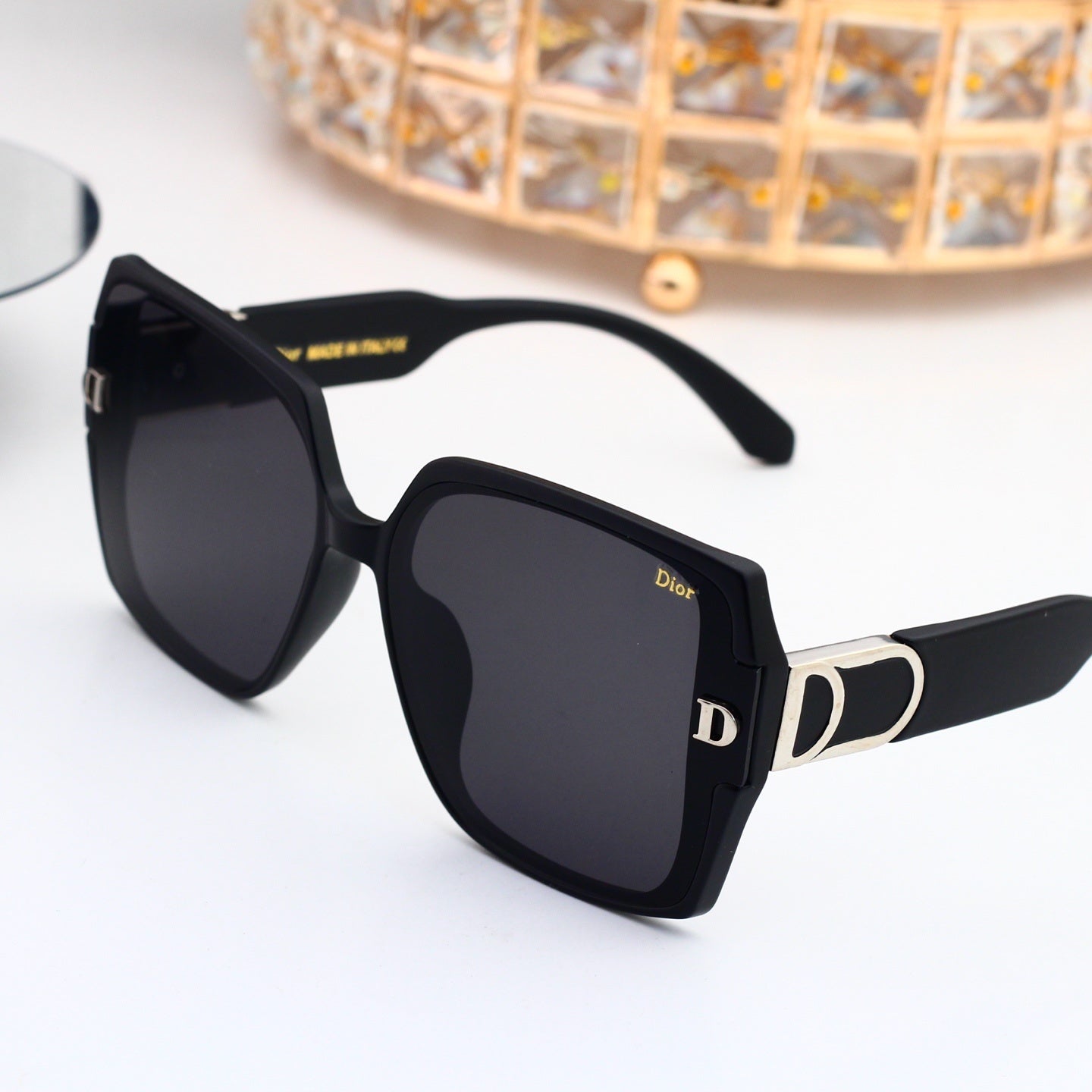 156PD53T Popular Sunglasses
