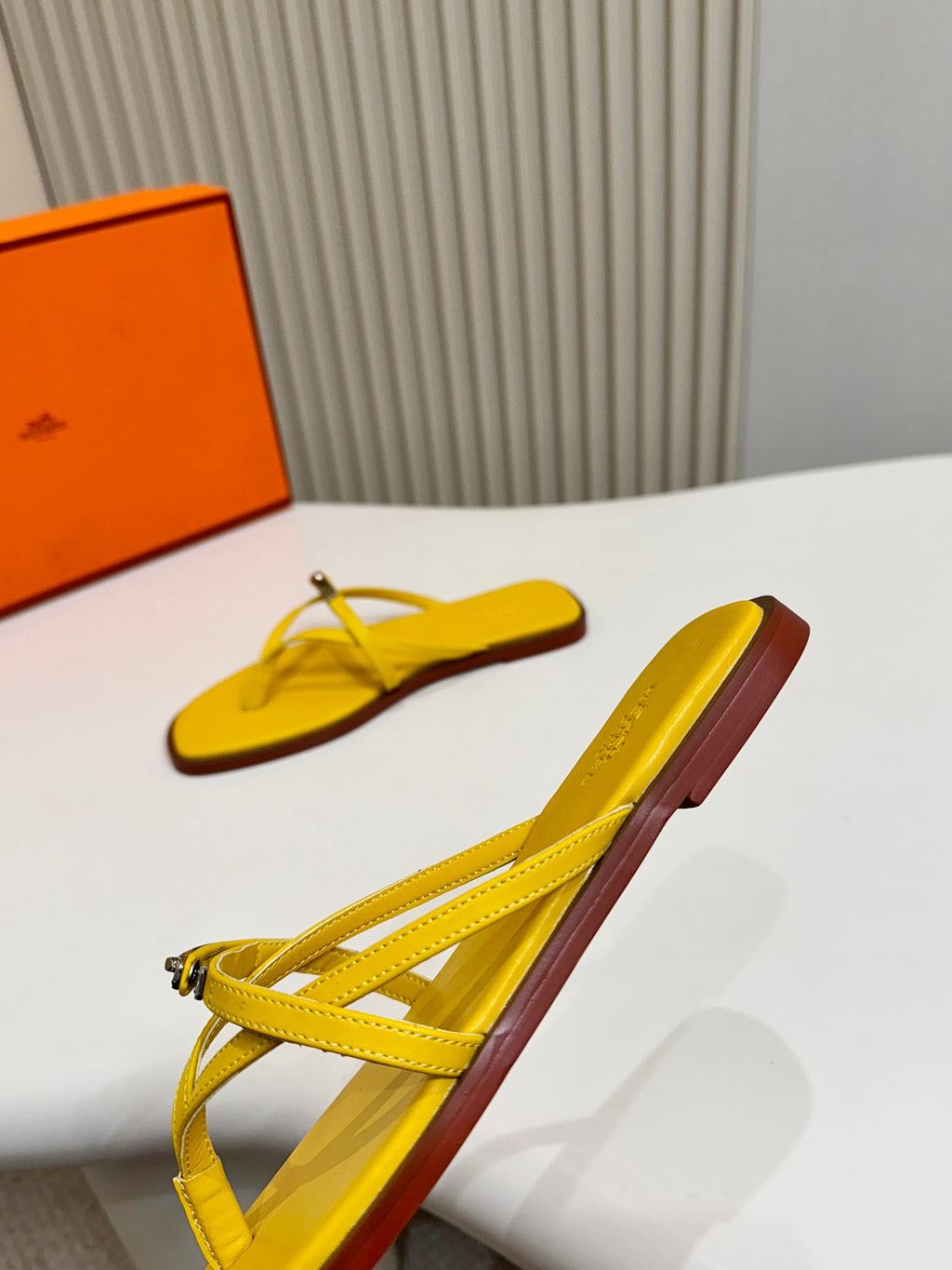Z2X66H8 Popular high-quality leather Shoes