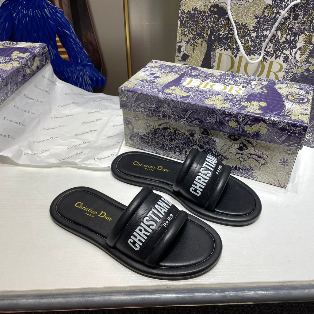 14D76Z Popular slippers