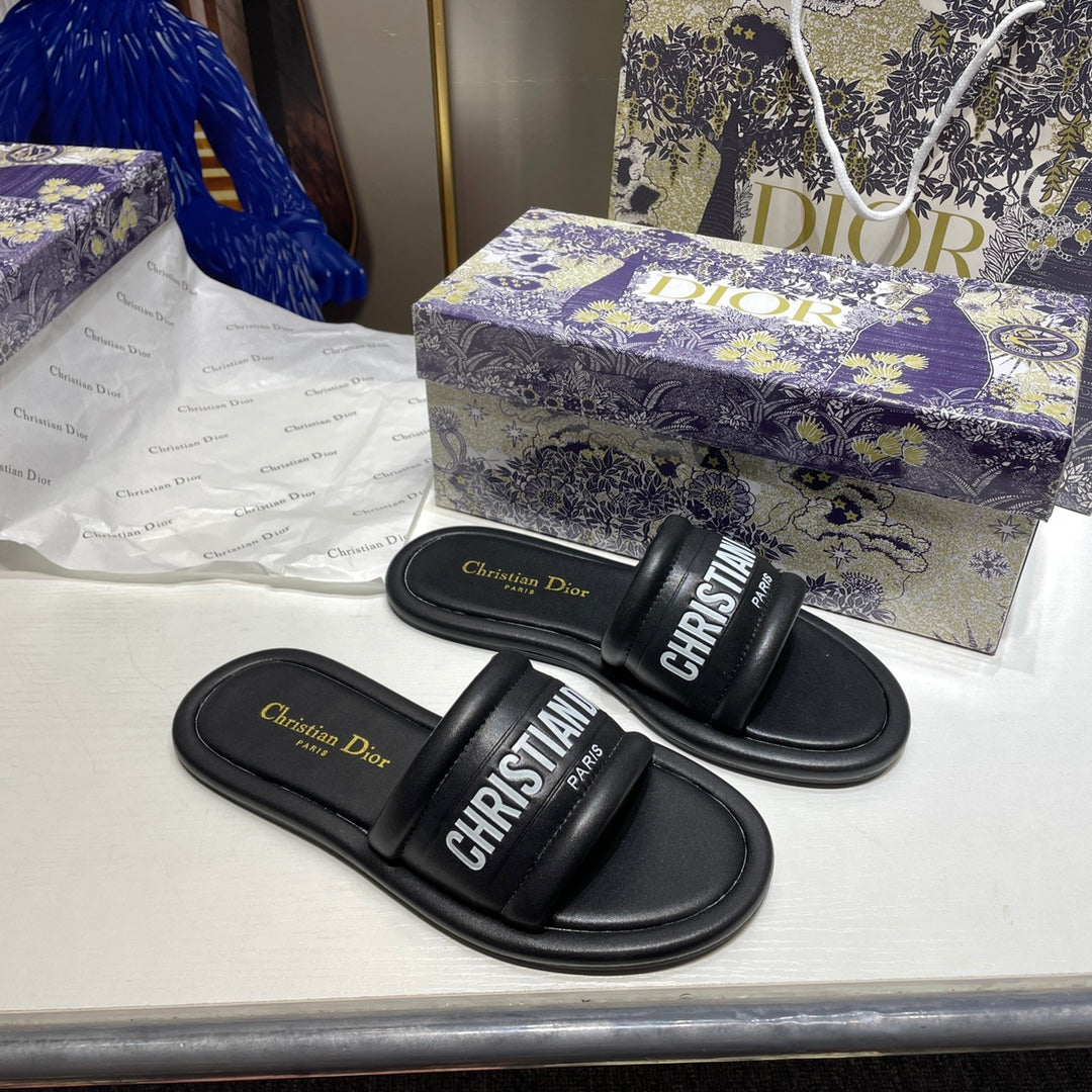 14D76Z Popular slippers
