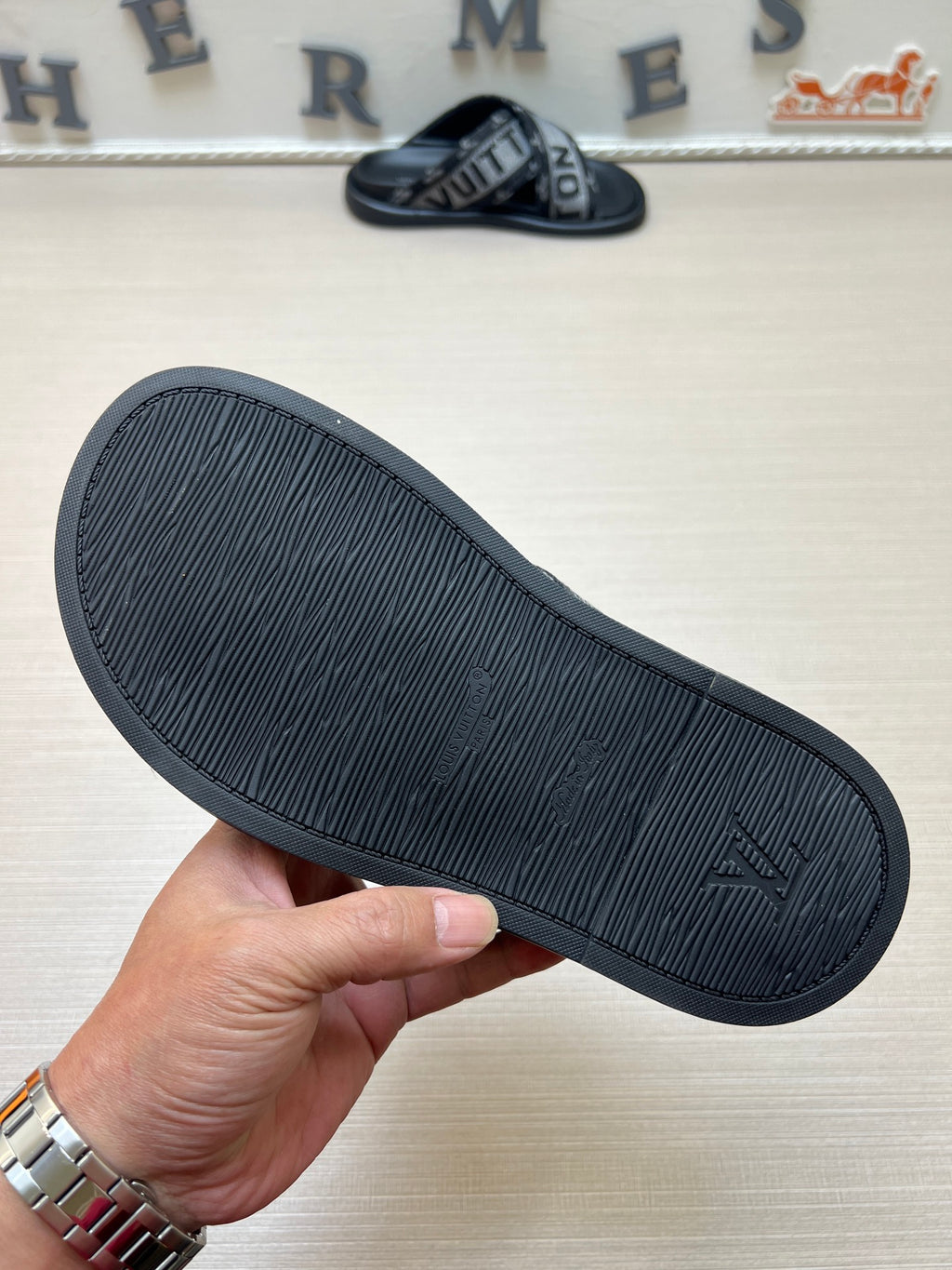 535ZE273Z Popular Slippers