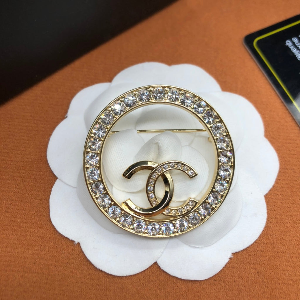 14C853X   Popular Brooch