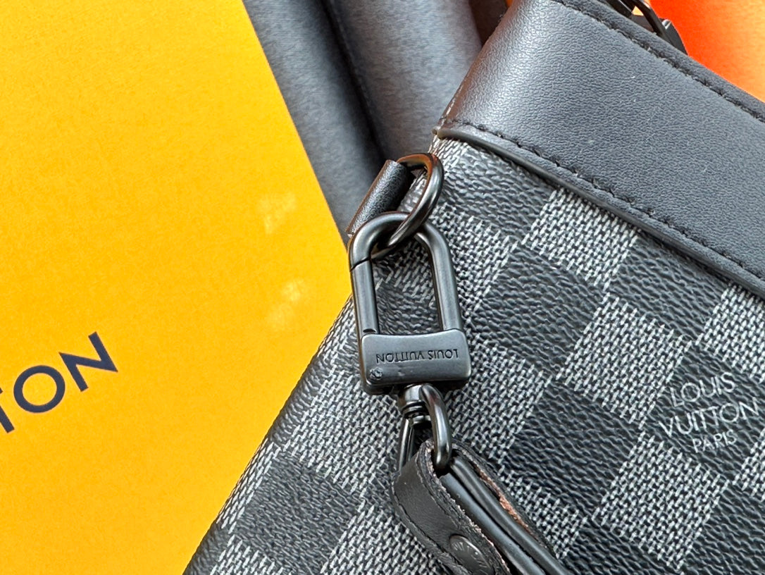 1XE401B Popular   leather bag