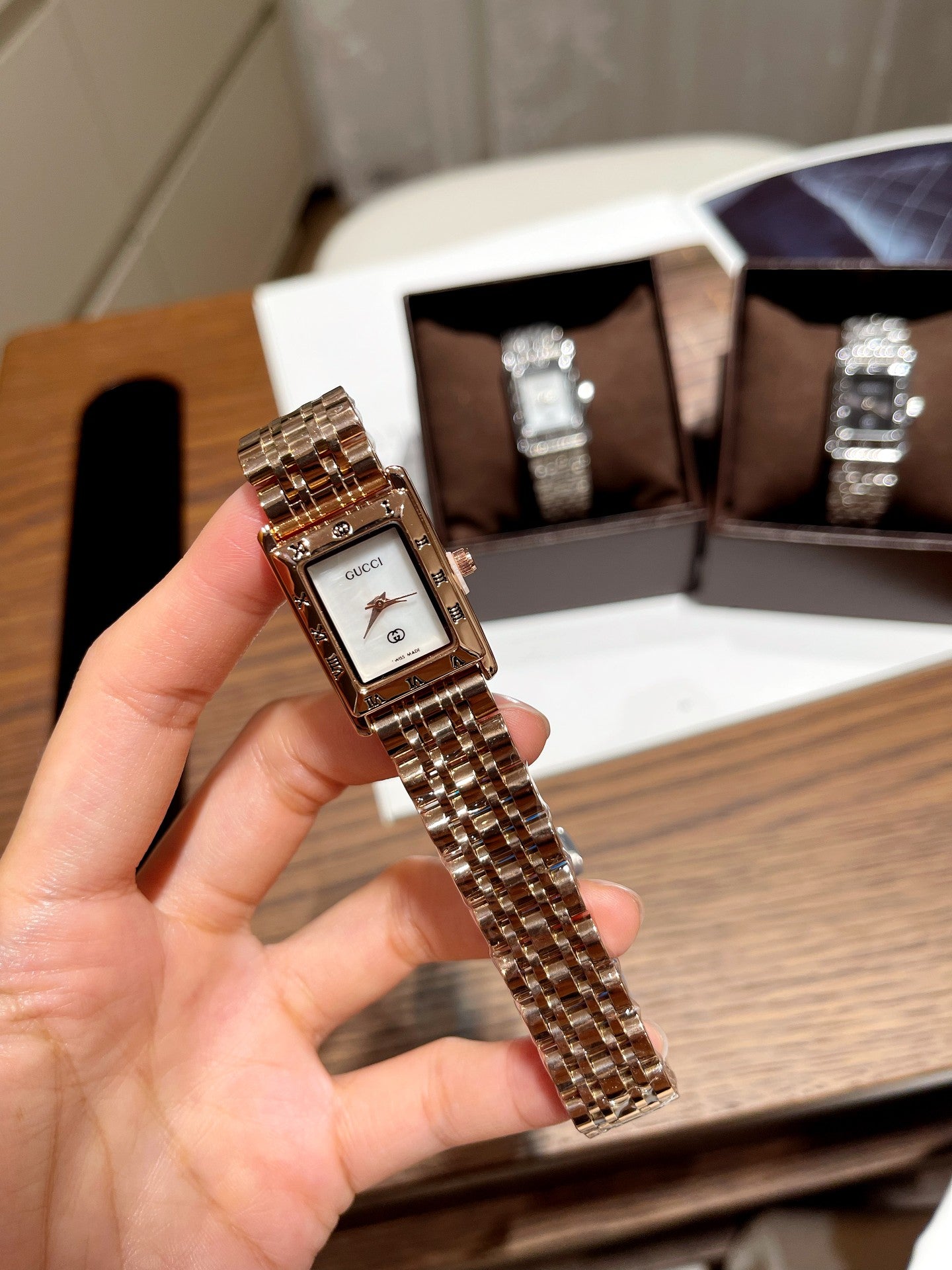 L1R36B81 Popular Watches