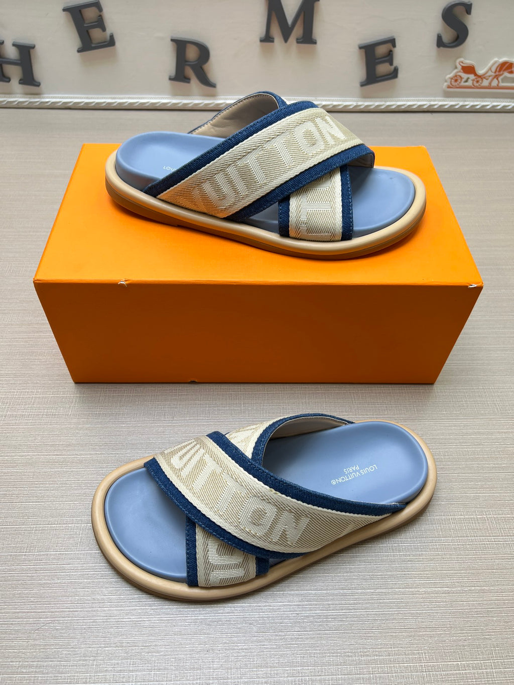 535ZE272Z Popular Slippers