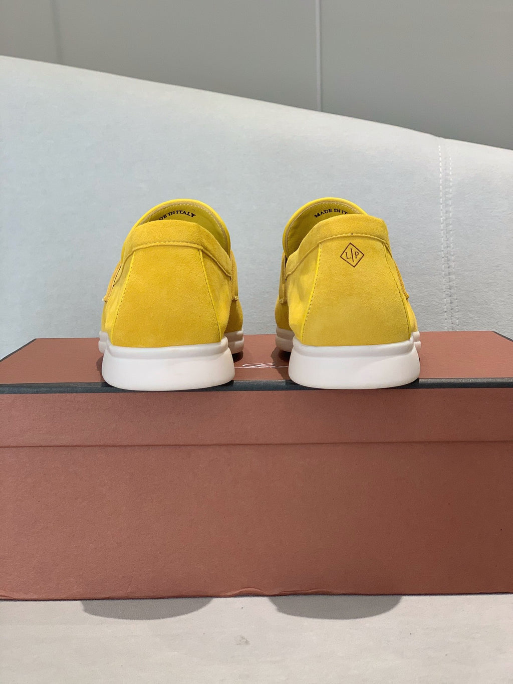 J55RA10Z Popular high-quality shoes