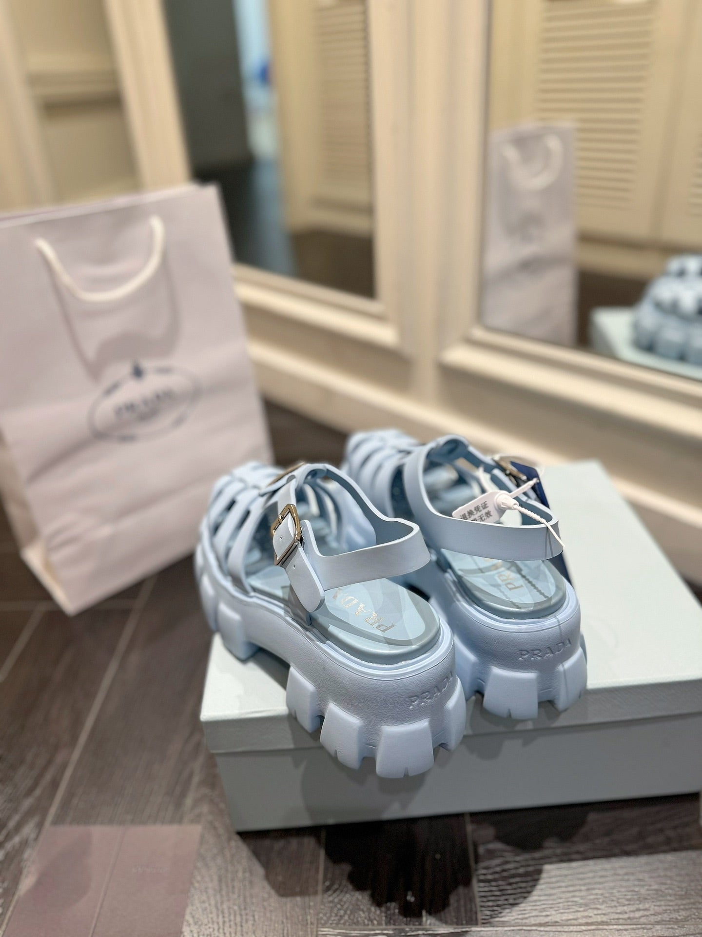285RP51Z  Popular high-quality shoes