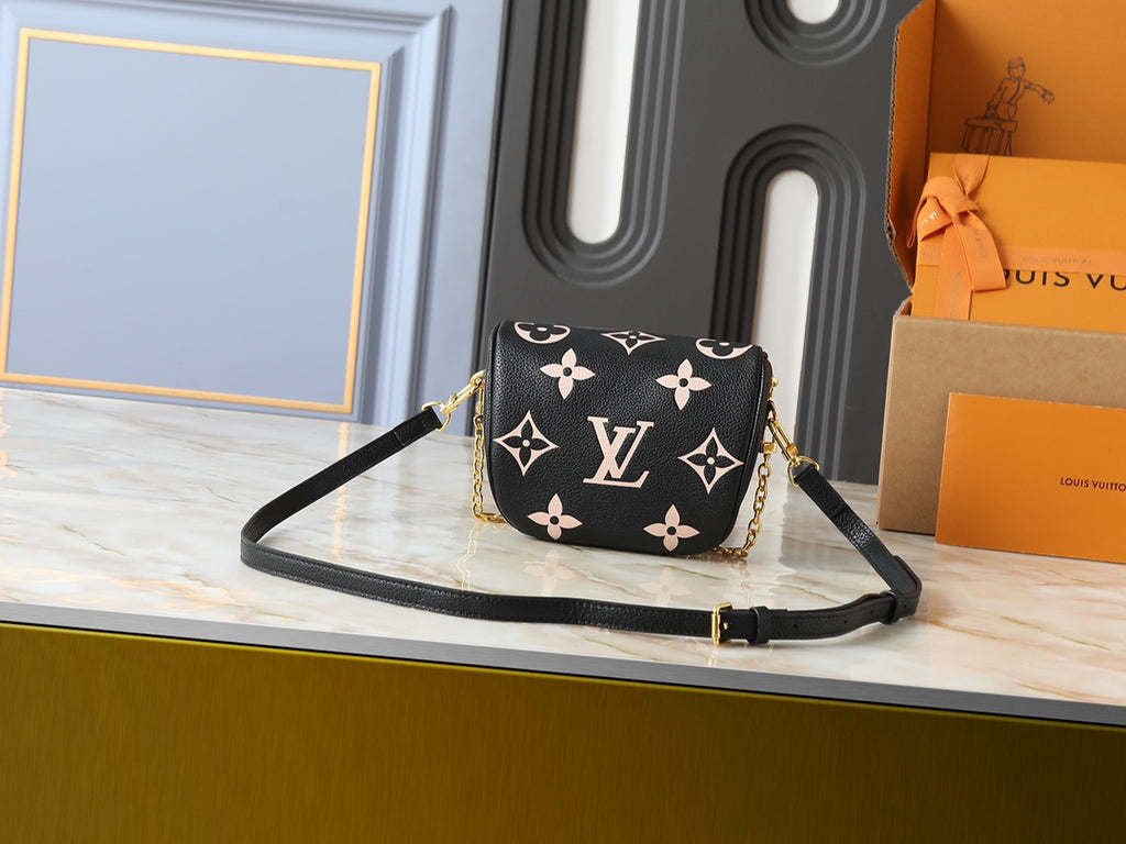 146PE71B Popular leather bag