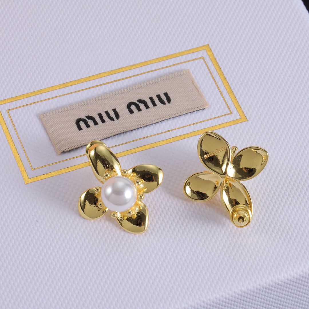 14A526E Popular Earrings