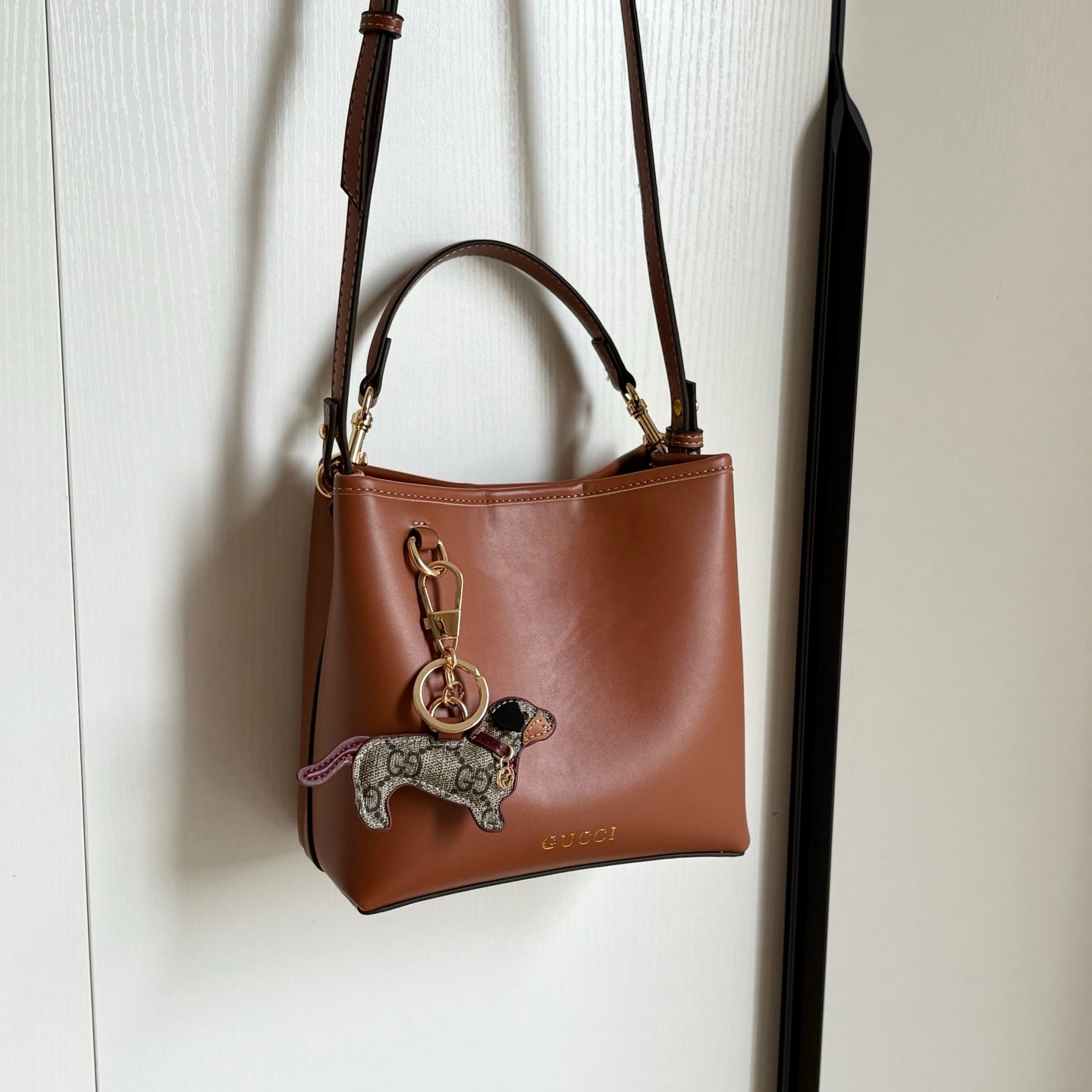 136PC54B Popular leather bag