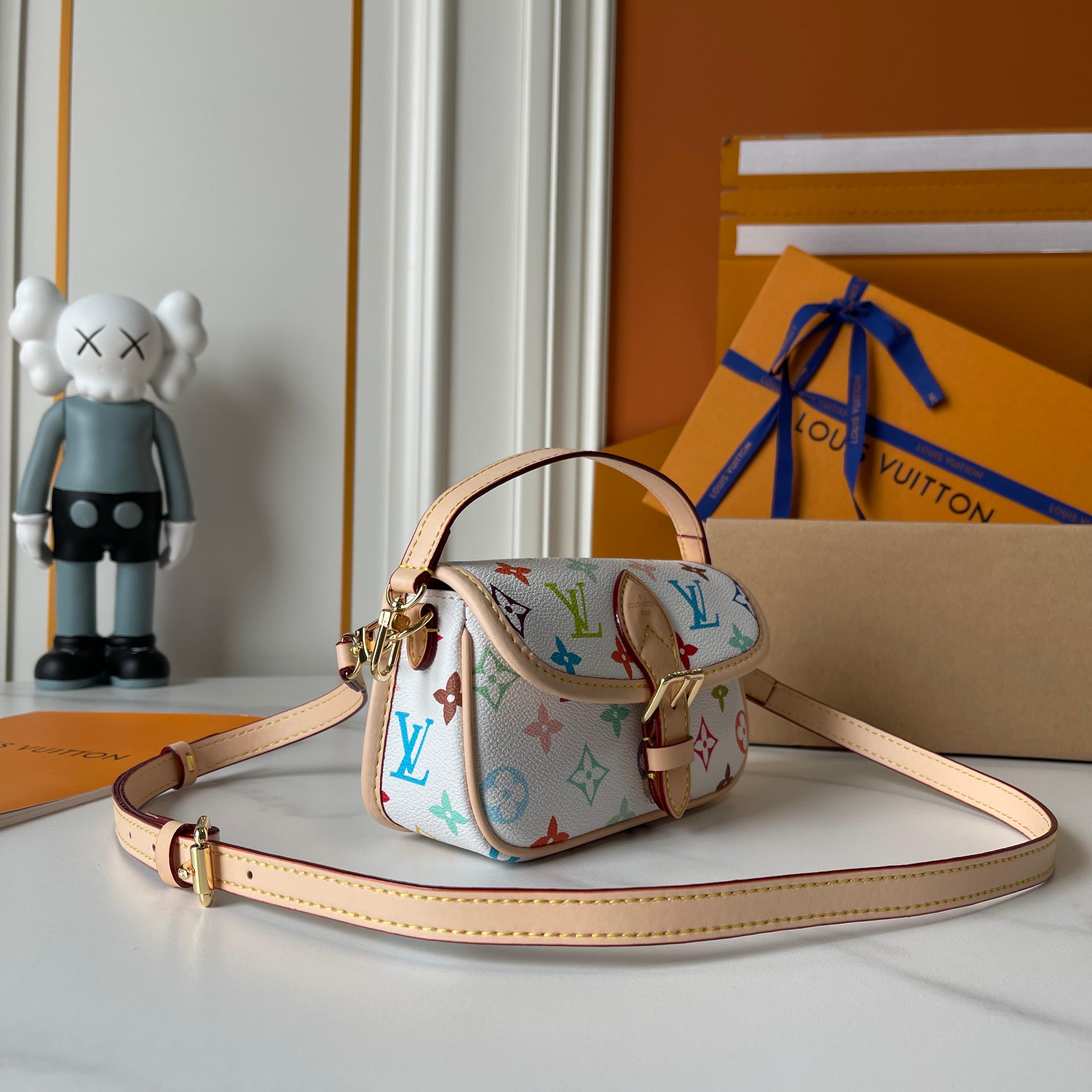 136PE37B Popular leather bag
