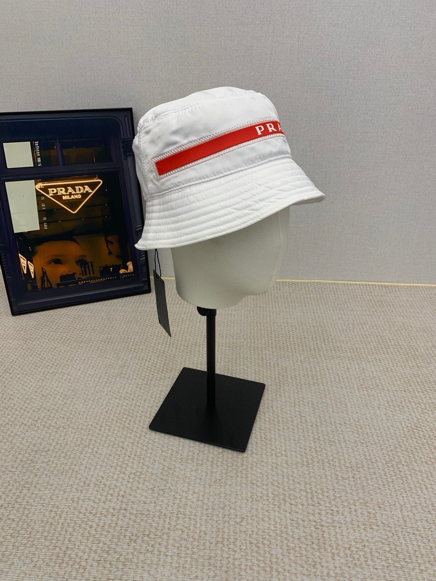 145QP6M Popular  hats