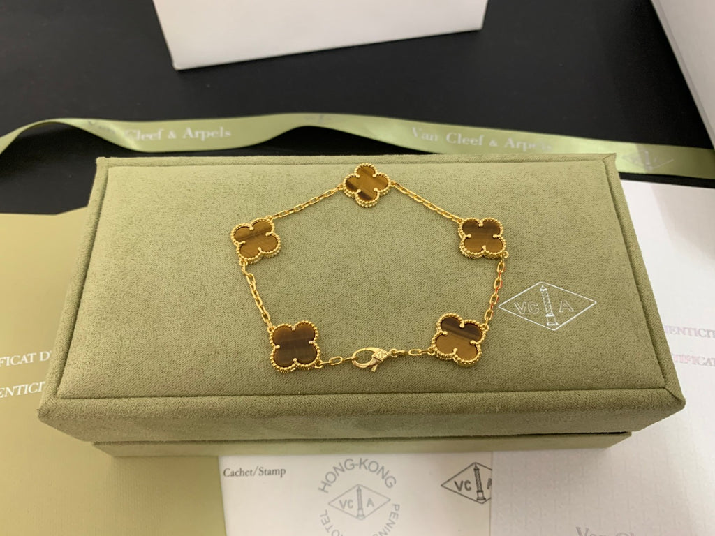 5XVA180K  Popular bracelets 5 flowers normal size1.5cm flower