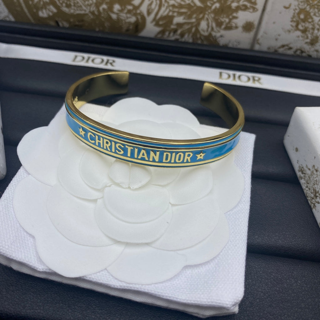 1YD469K  Popular Bracelets