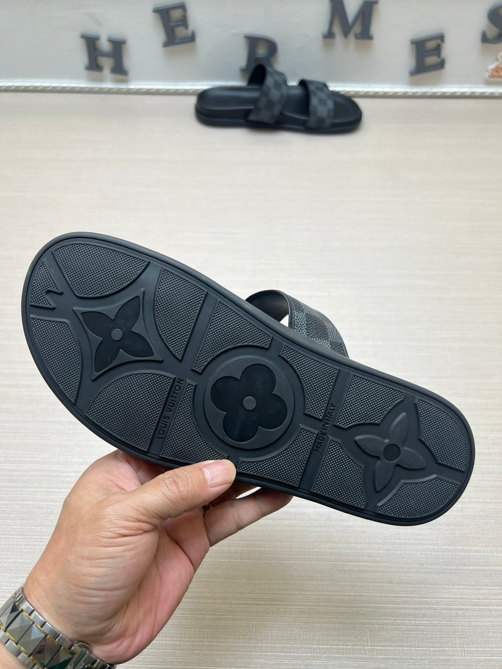 54E59Z Popular slippers