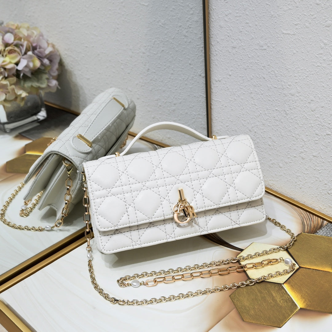 136ND28B Popular leather bag