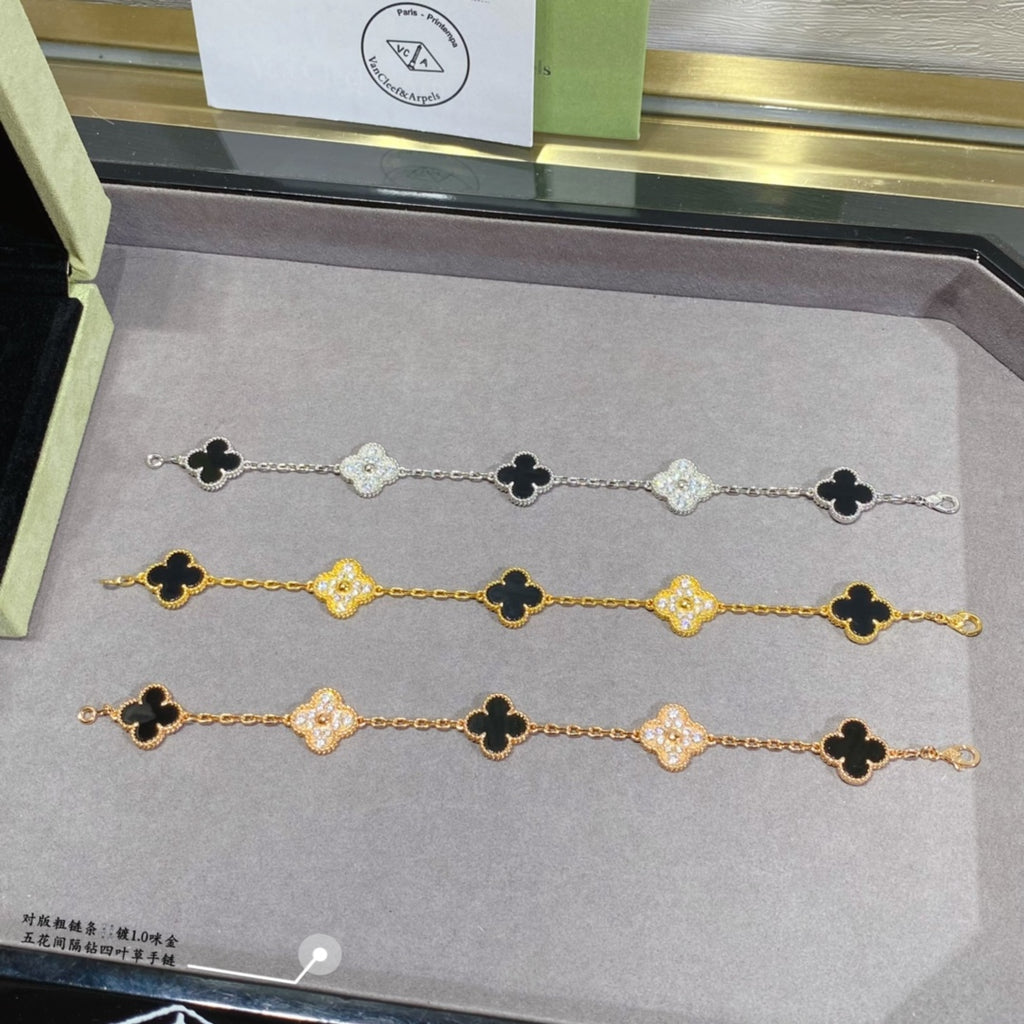5XVA179K  Popular bracelets 5 flowers normal size1.5cm flower