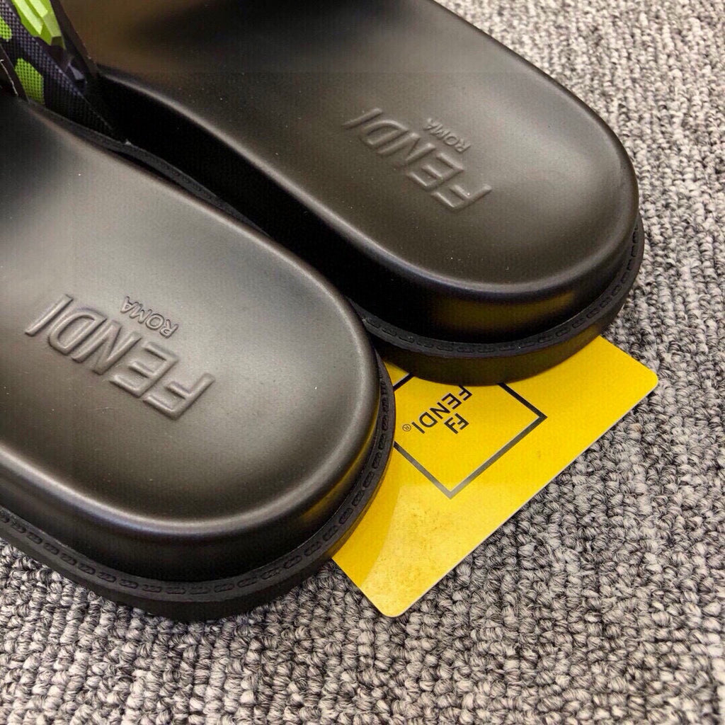 535ZF284Z Popular Slippers