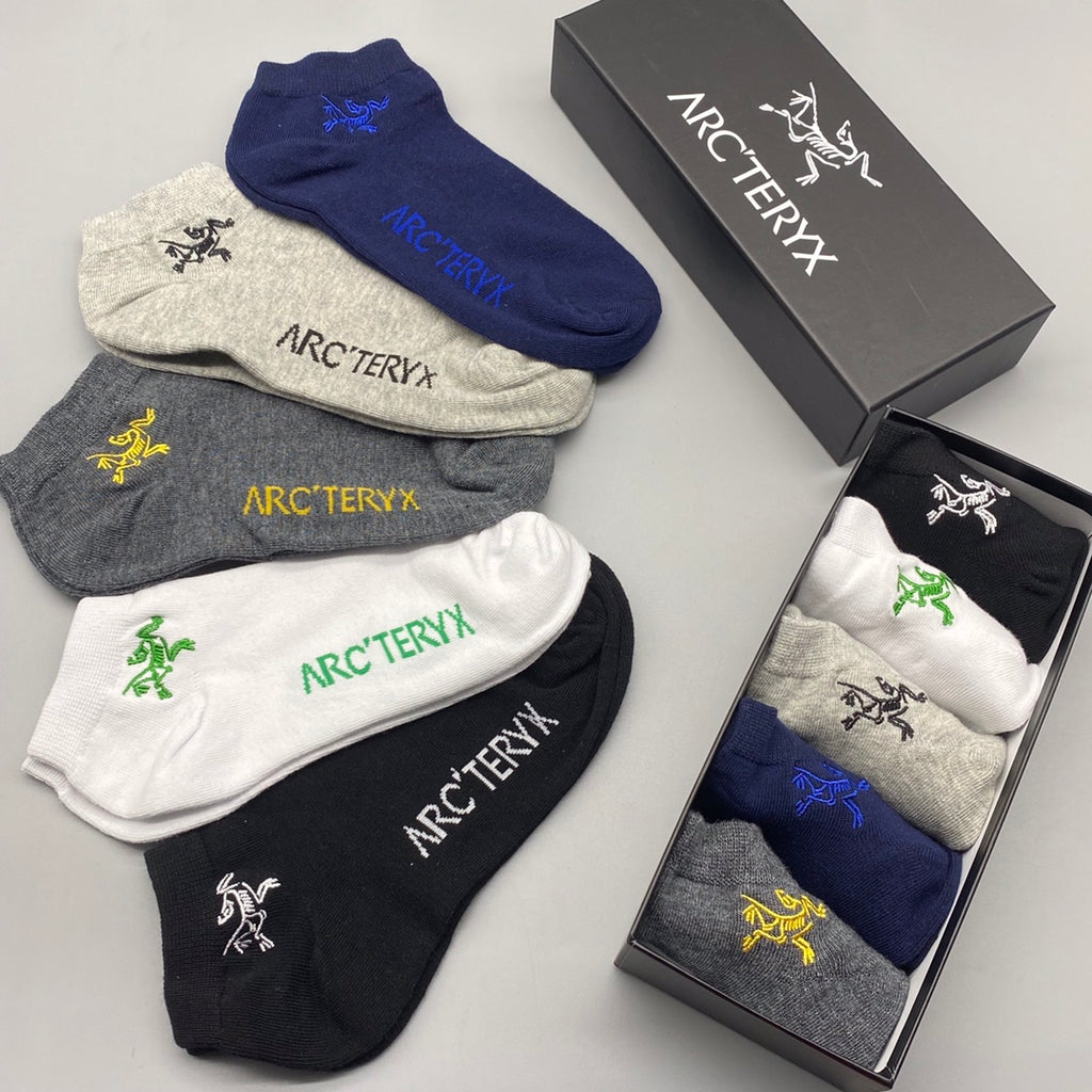 235QA43S Popular socks(5 pairs )