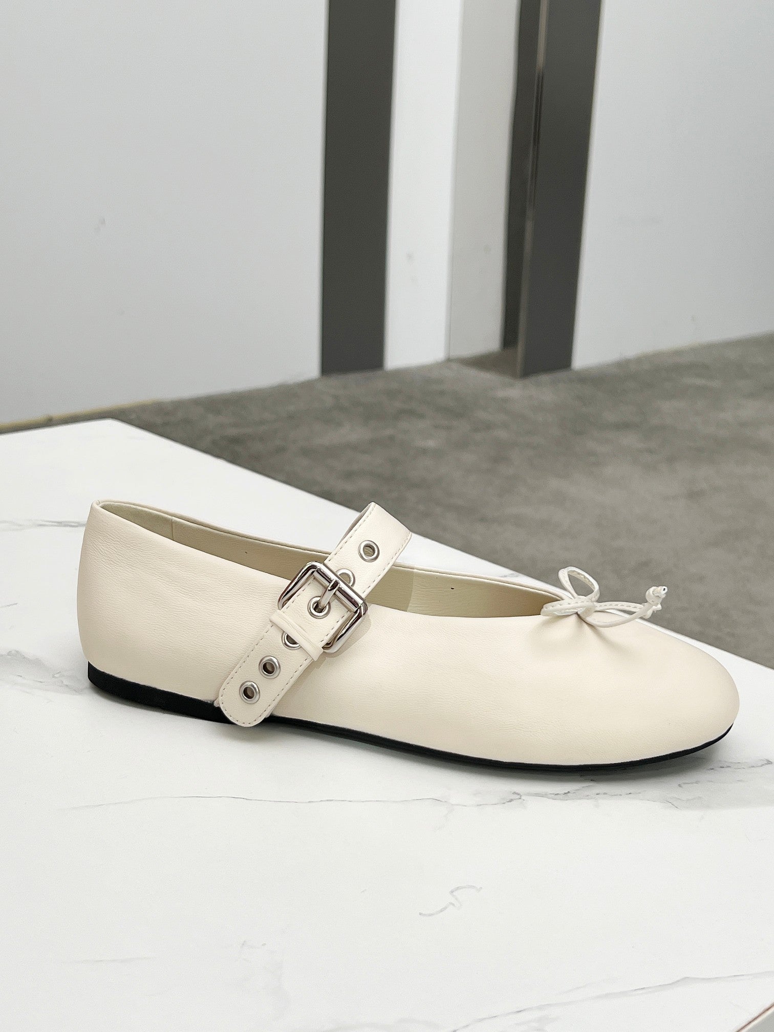 295QA90Z Popular high-quality leather shoes