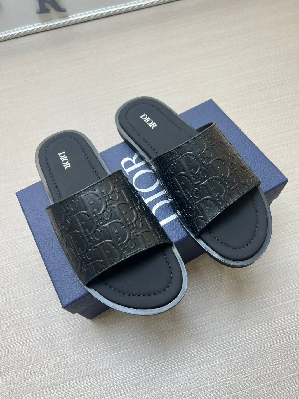 54D80Z Popular slippers