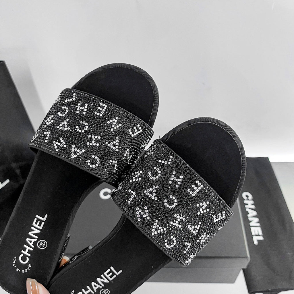14C57Z Popular sandals