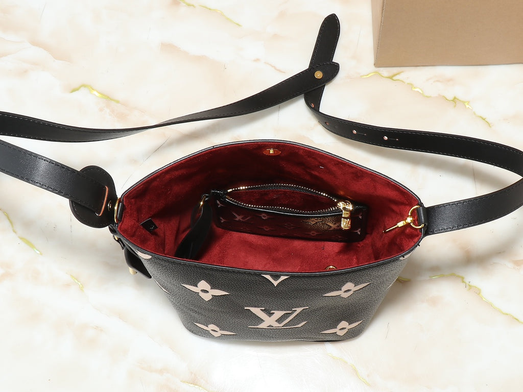 2WE3B Popular  leather bag