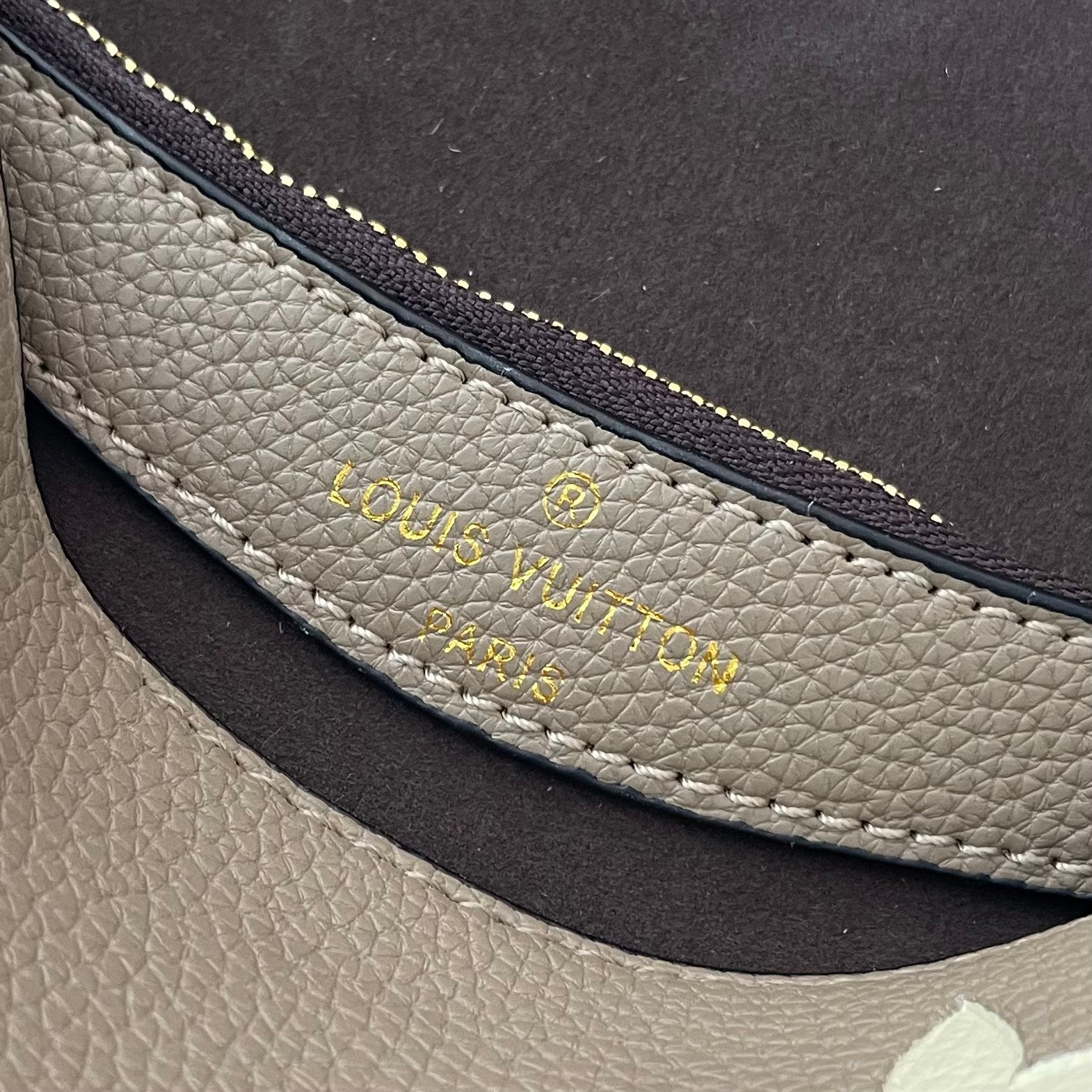 136PE38B Popular leather bag