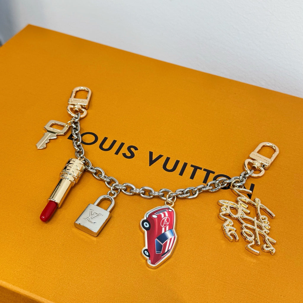 35QE34A Popular bag 's charms accessories