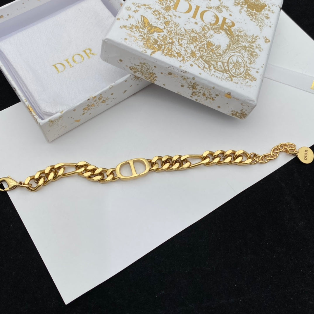 1XD319X Popular  Necklaces  Bracelets