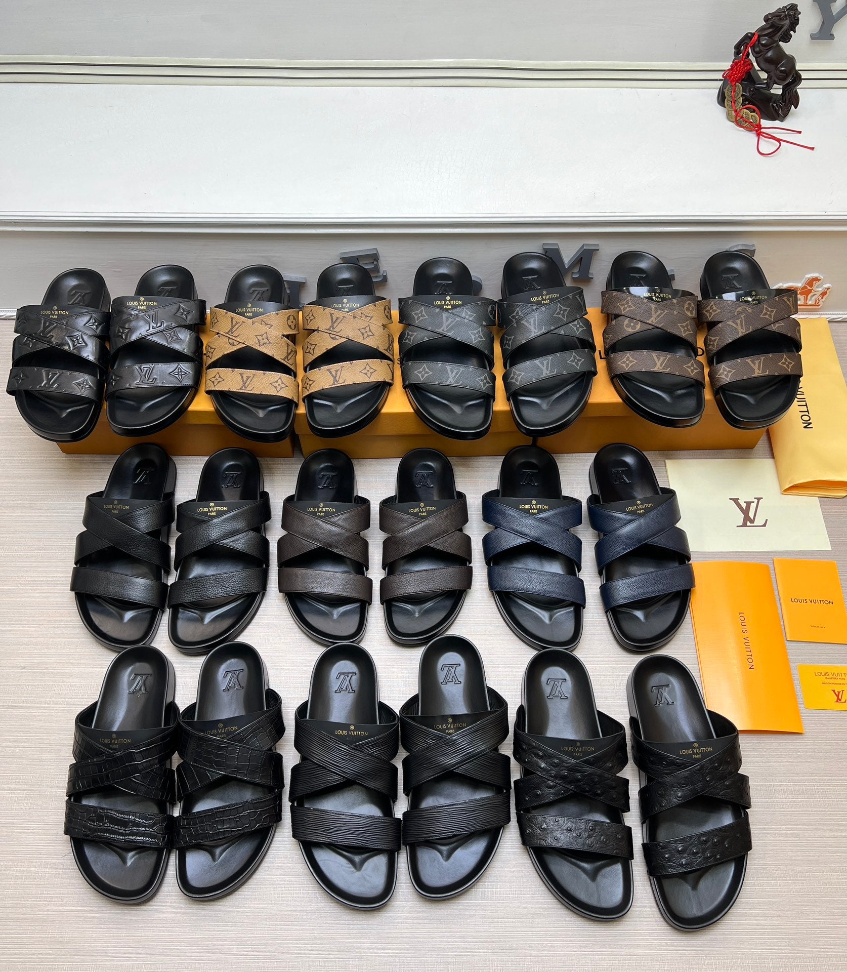 54E89Z Popular slippers