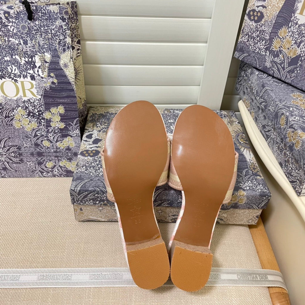 14D64Z Popular sandals