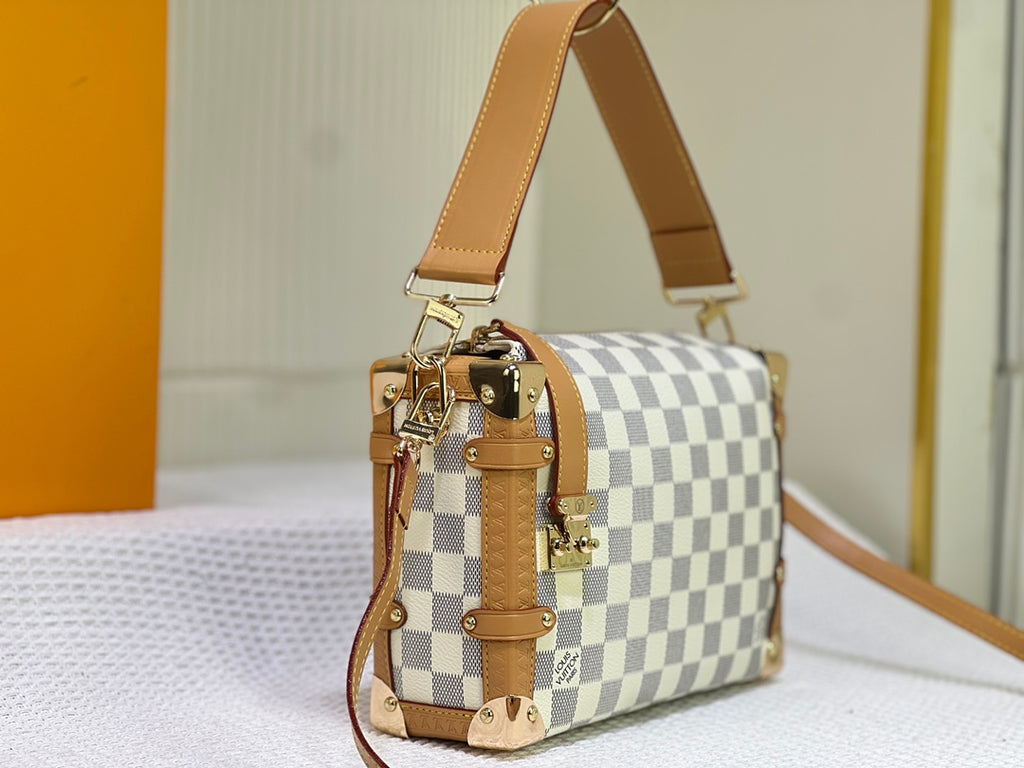 155NE18B Popular    leather bag