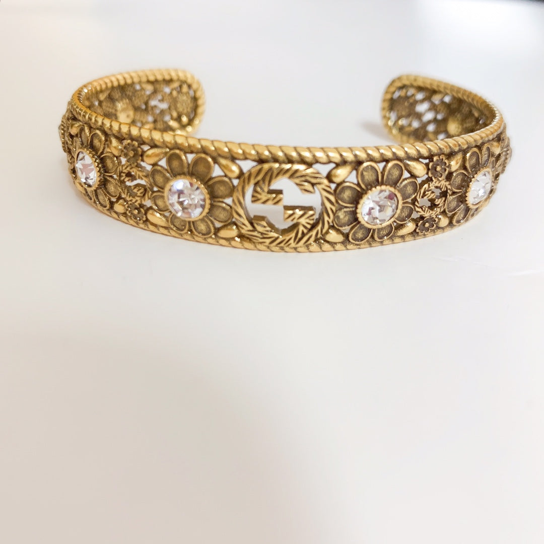 185QB16K  Popular Bracelets